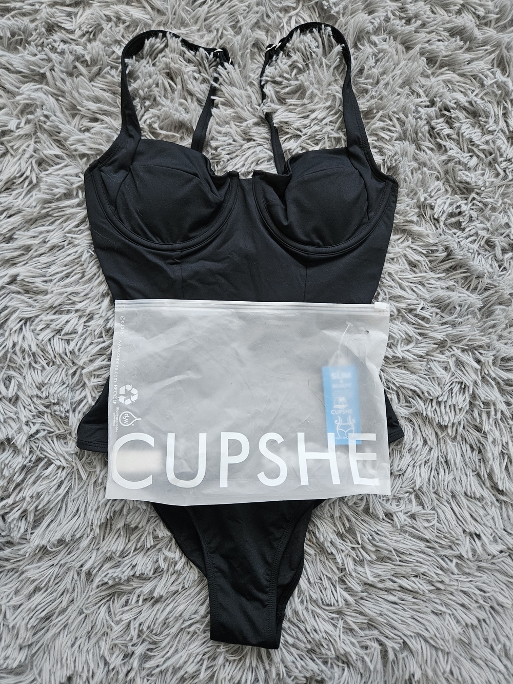 Cupshe Black Underwire One-Piece Swimsuit